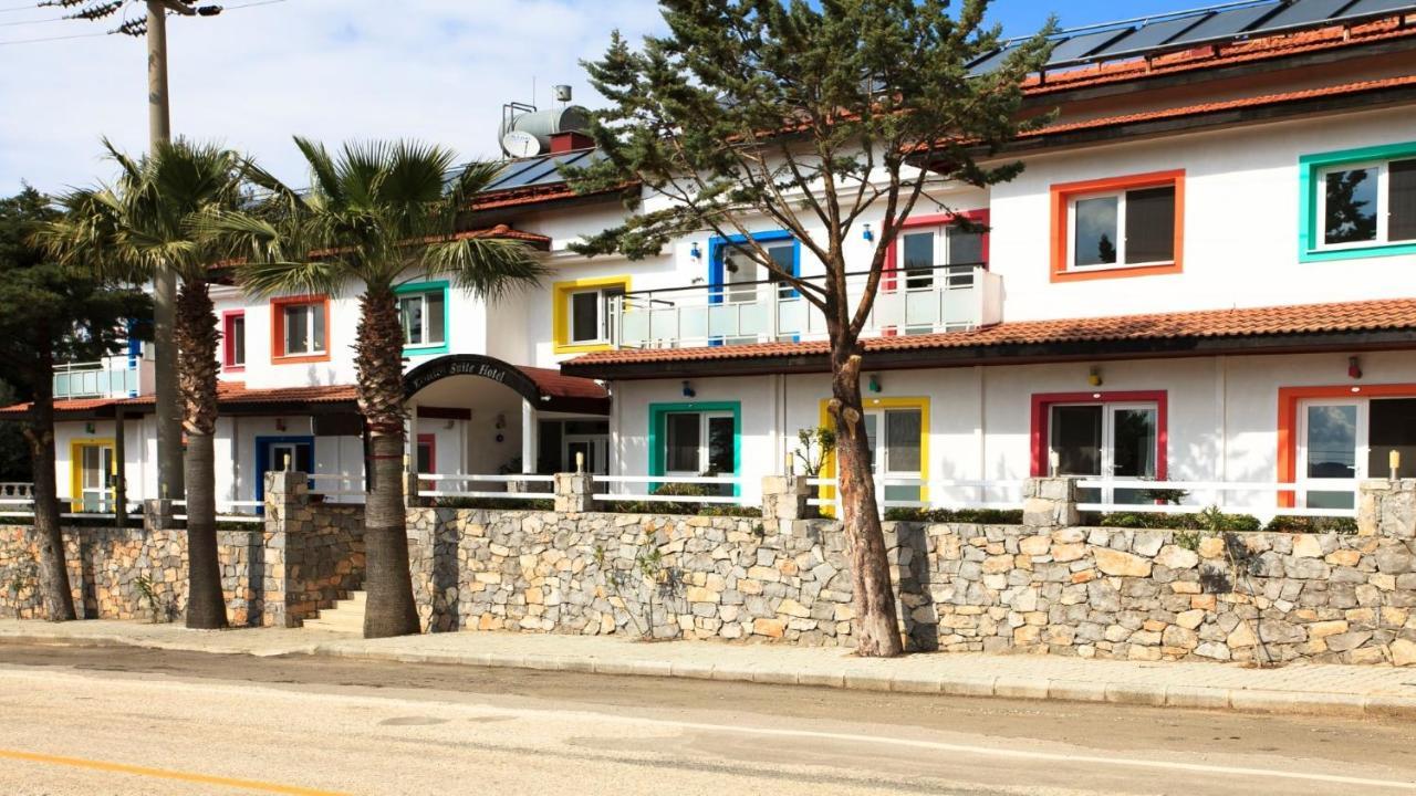 Konfor Suite Otel Cedit Εξωτερικό φωτογραφία