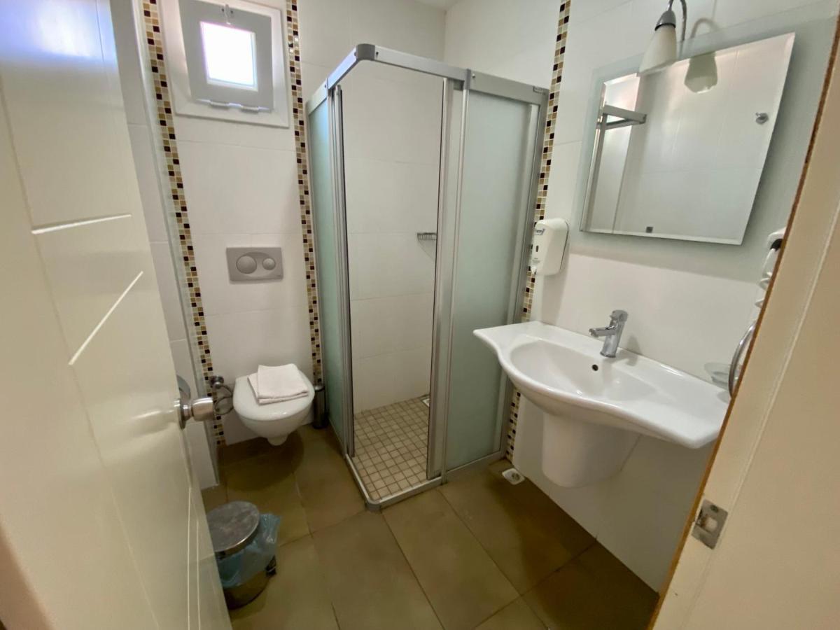 Konfor Suite Otel Cedit Εξωτερικό φωτογραφία