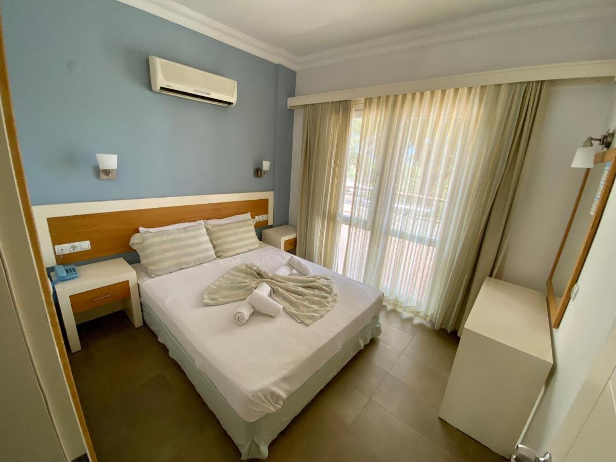Konfor Suite Otel Cedit Εξωτερικό φωτογραφία