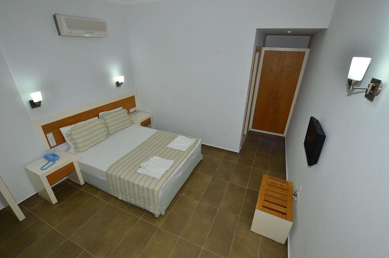 Konfor Suite Otel Cedit Εξωτερικό φωτογραφία