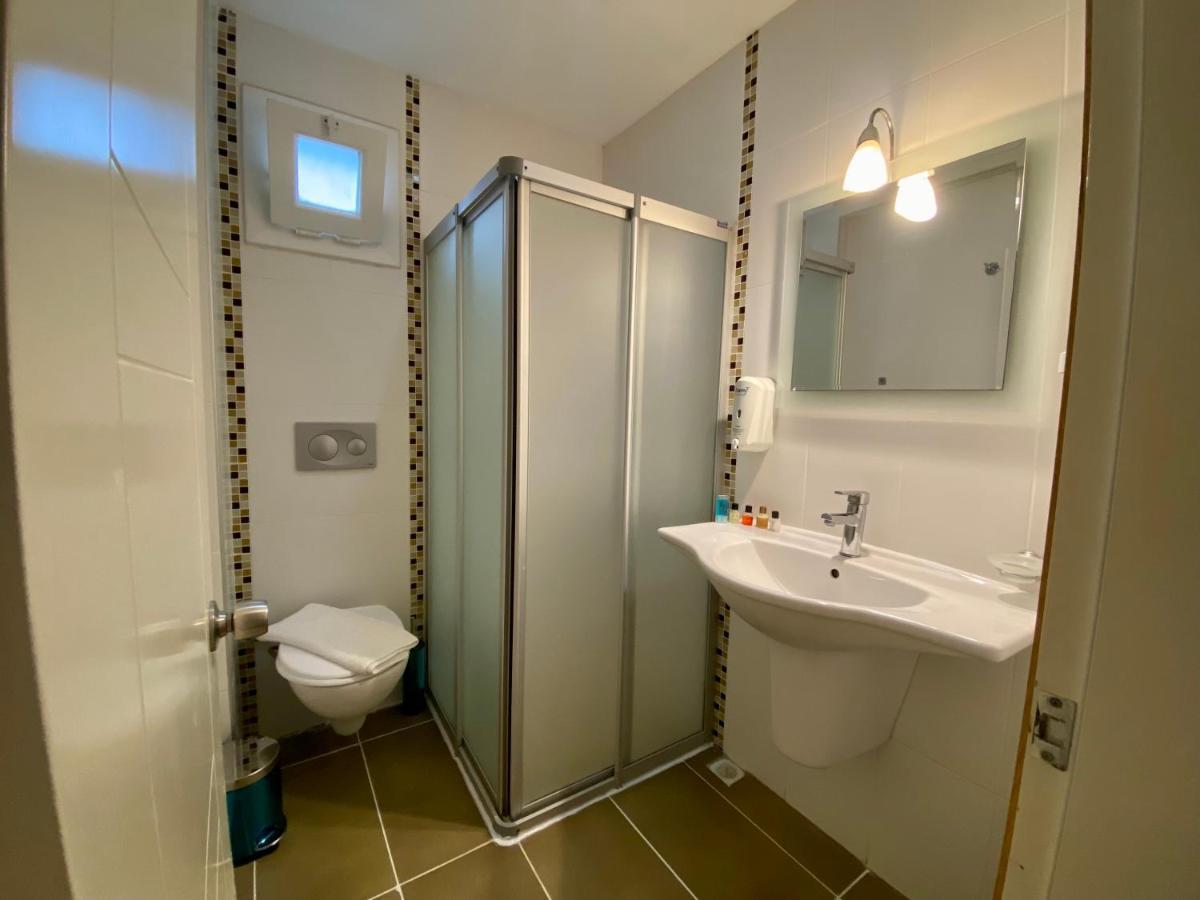Konfor Suite Otel Cedit Εξωτερικό φωτογραφία