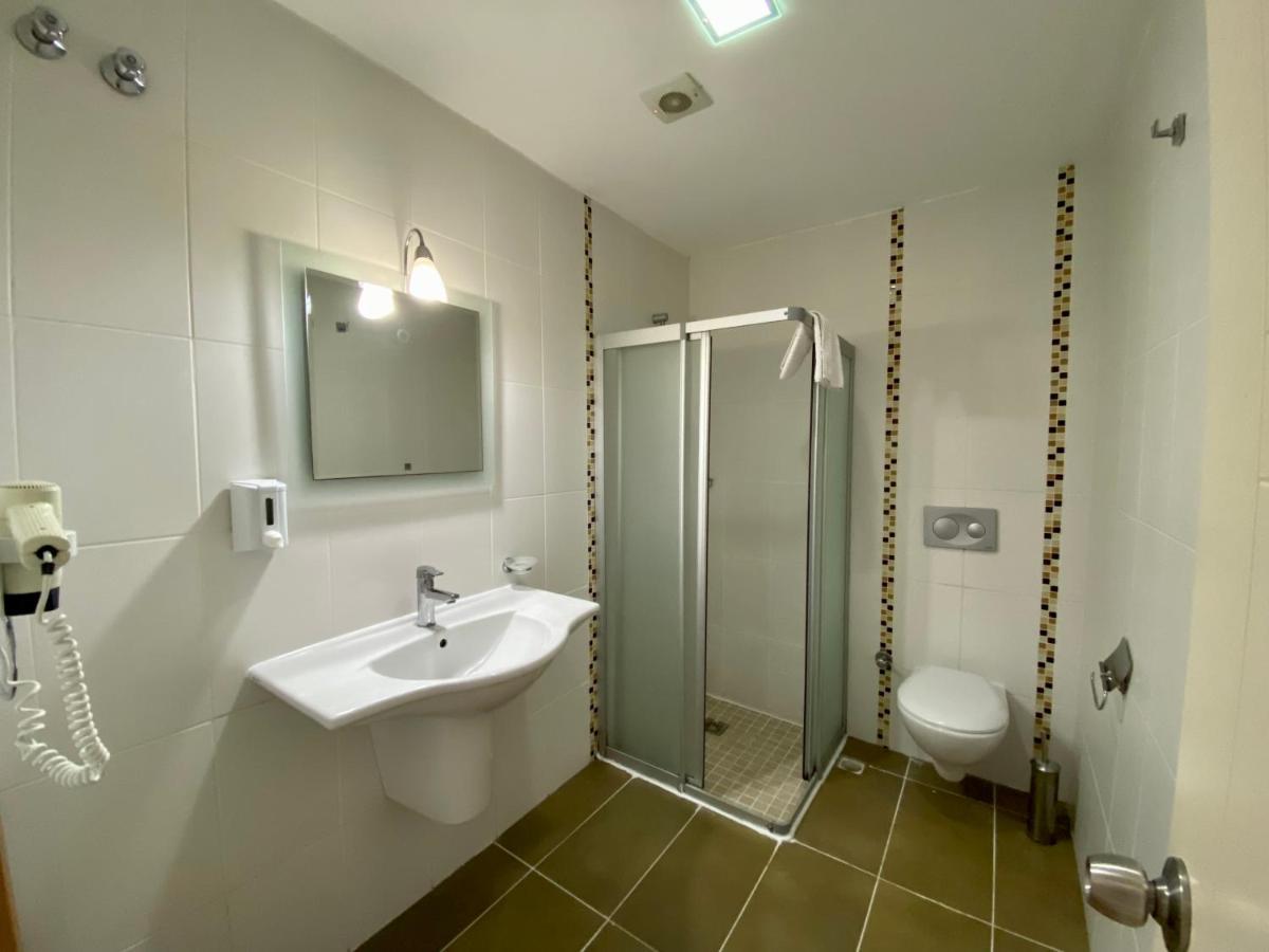 Konfor Suite Otel Cedit Εξωτερικό φωτογραφία